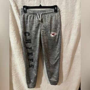 KC Chiefs sweats for kids size 14/16 but fits like a 10/12